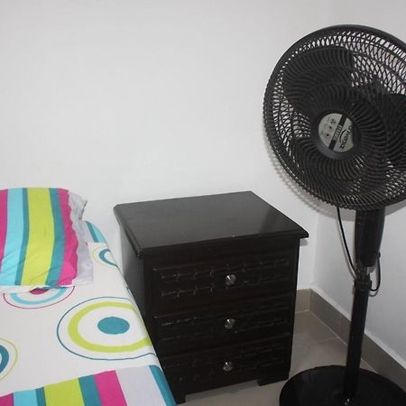 Apartamentos Excelente Ubicacion Medellín Eksteriør billede