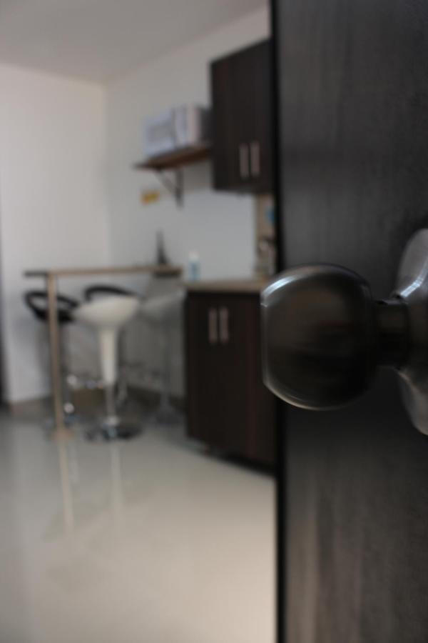 Apartamentos Excelente Ubicacion Medellín Eksteriør billede