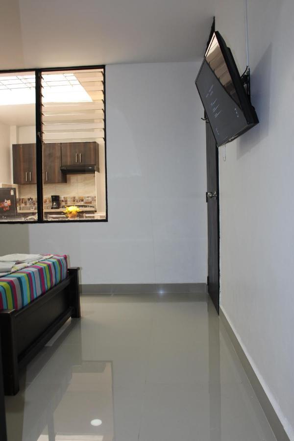 Apartamentos Excelente Ubicacion Medellín Eksteriør billede