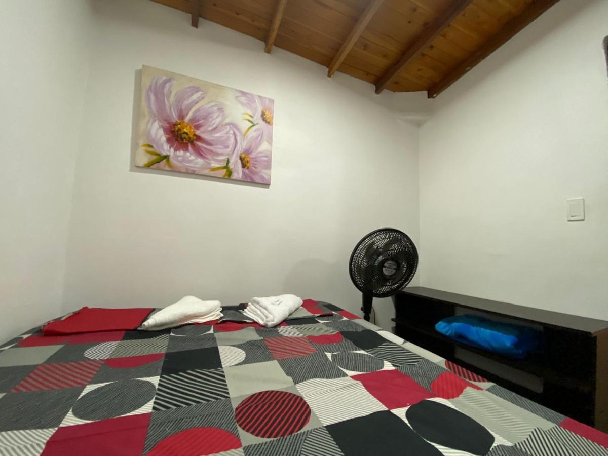 Apartamentos Excelente Ubicacion Medellín Eksteriør billede
