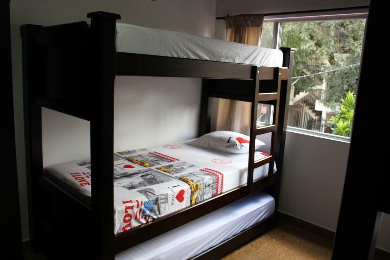 Apartamentos Excelente Ubicacion Medellín Eksteriør billede