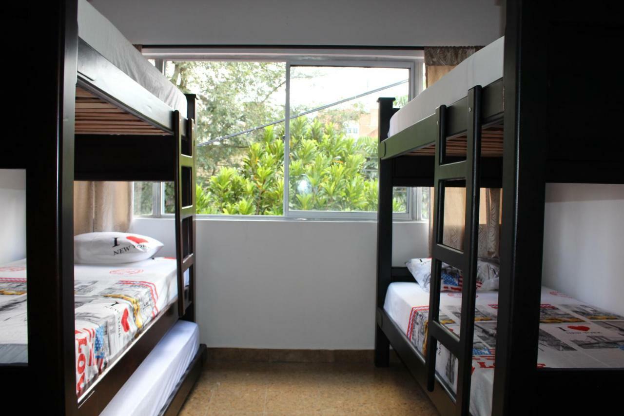 Apartamentos Excelente Ubicacion Medellín Eksteriør billede