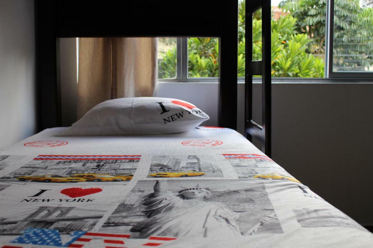 Apartamentos Excelente Ubicacion Medellín Eksteriør billede